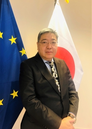 正木靖