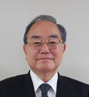 茶谷栄治