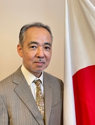 礒正人