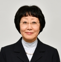 市川とみ子