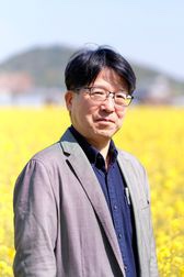山崎俊巳