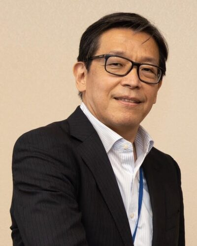岡真臣